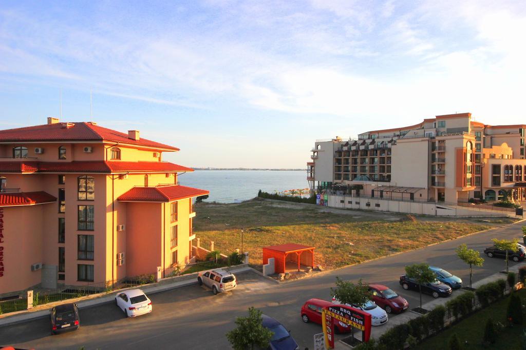 Menada Sky Dreams Apartments Sveti Vlas Eksteriør bilde