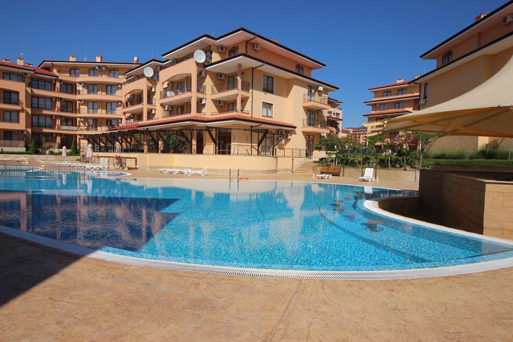 Menada Sky Dreams Apartments Sveti Vlas Eksteriør bilde
