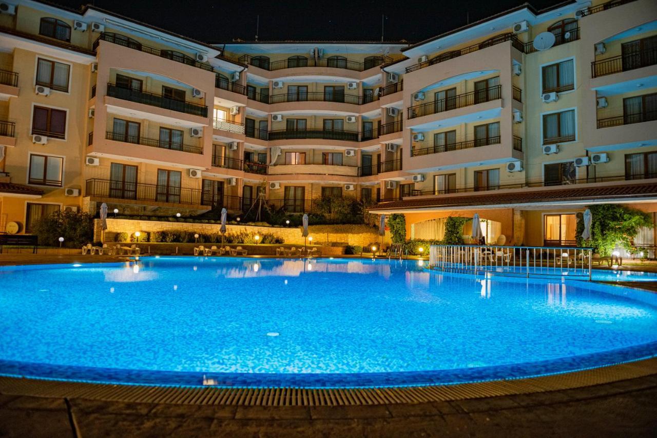 Menada Sky Dreams Apartments Sveti Vlas Eksteriør bilde