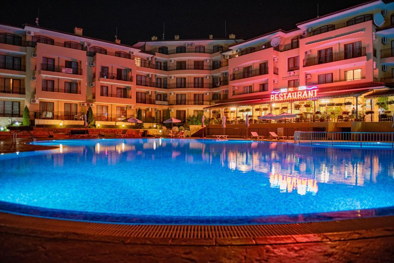 Menada Sky Dreams Apartments Sveti Vlas Eksteriør bilde