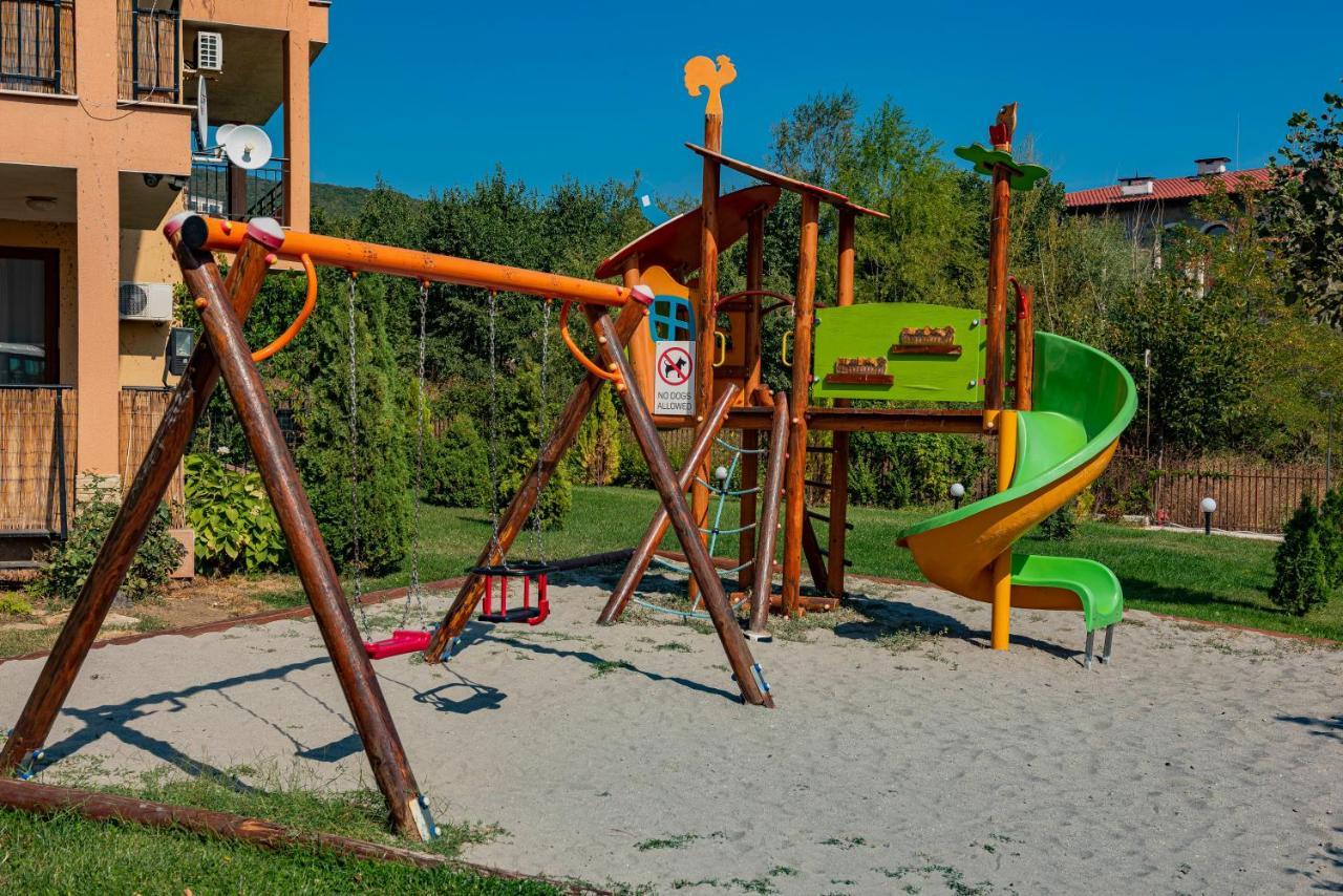 Menada Sky Dreams Apartments Sveti Vlas Eksteriør bilde