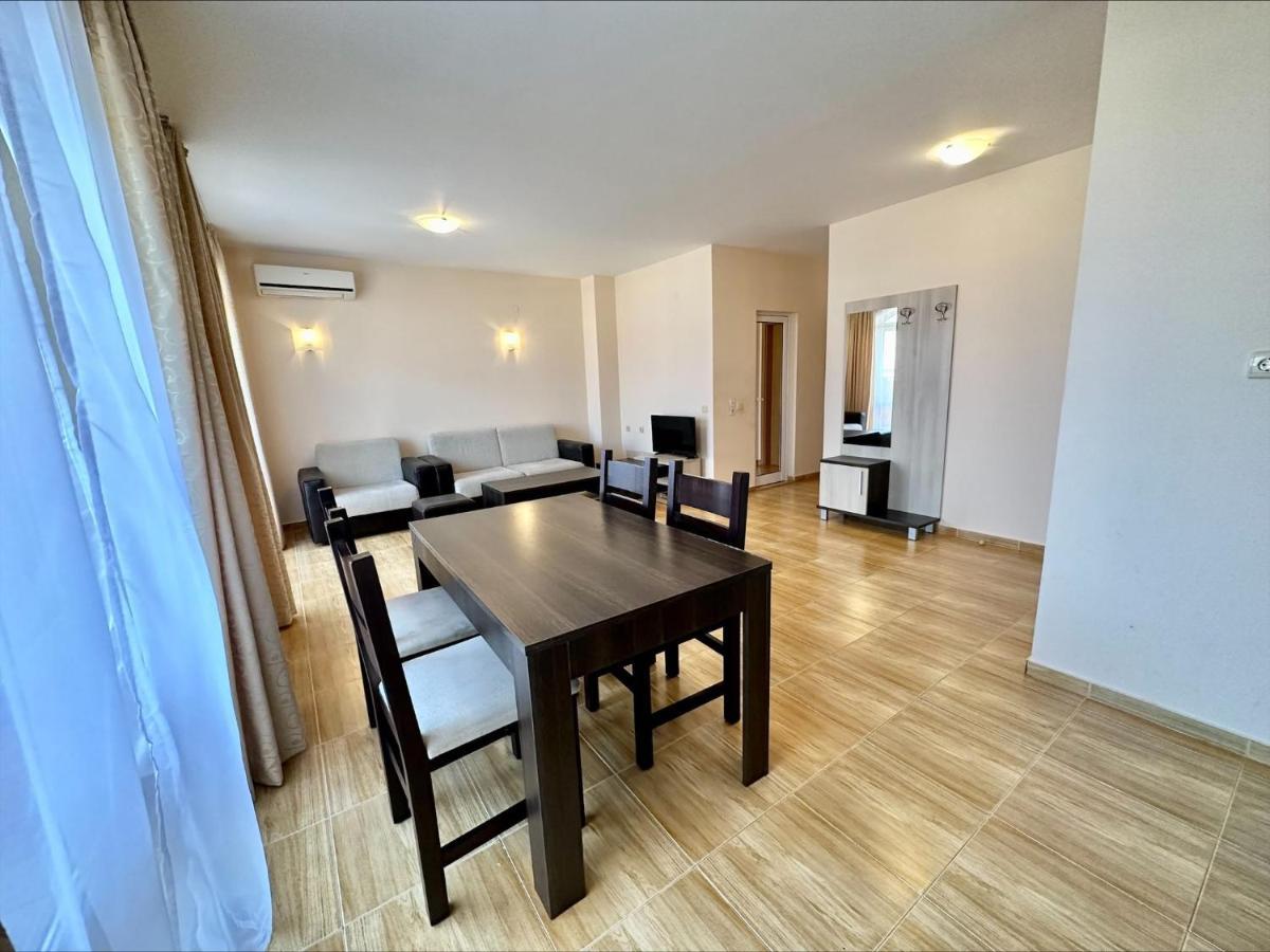 Menada Sky Dreams Apartments Sveti Vlas Eksteriør bilde