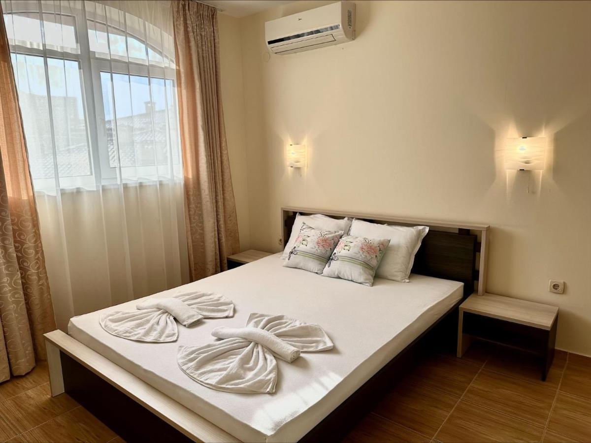 Menada Sky Dreams Apartments Sveti Vlas Eksteriør bilde