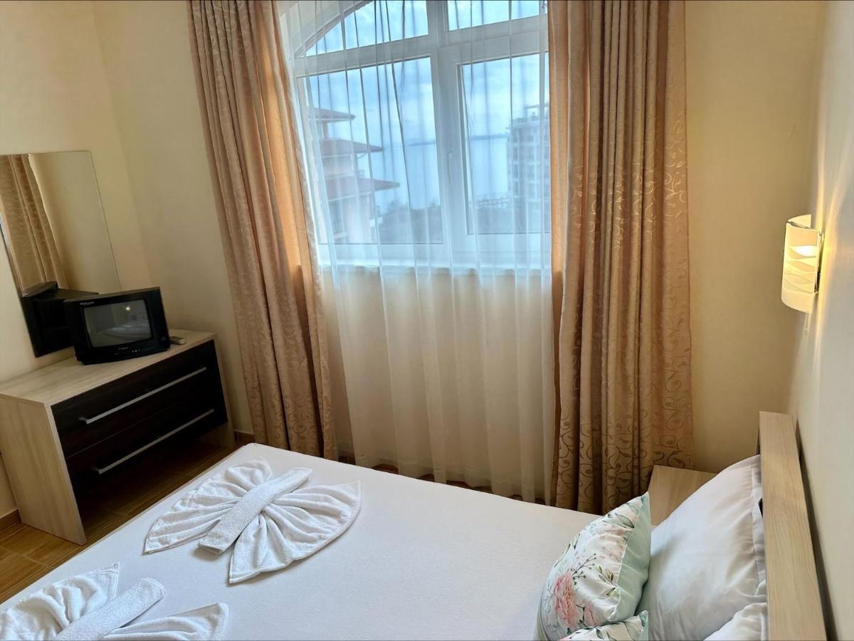 Menada Sky Dreams Apartments Sveti Vlas Eksteriør bilde