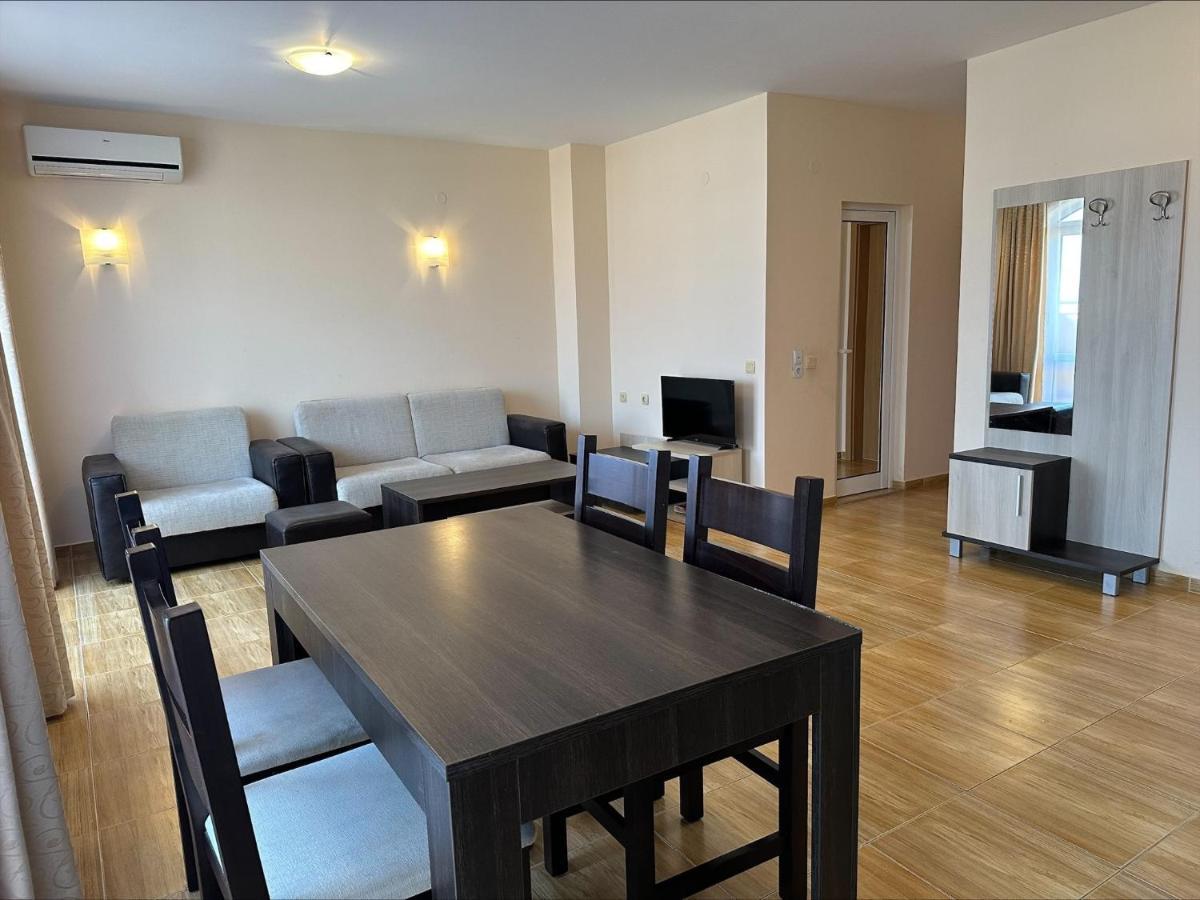 Menada Sky Dreams Apartments Sveti Vlas Eksteriør bilde