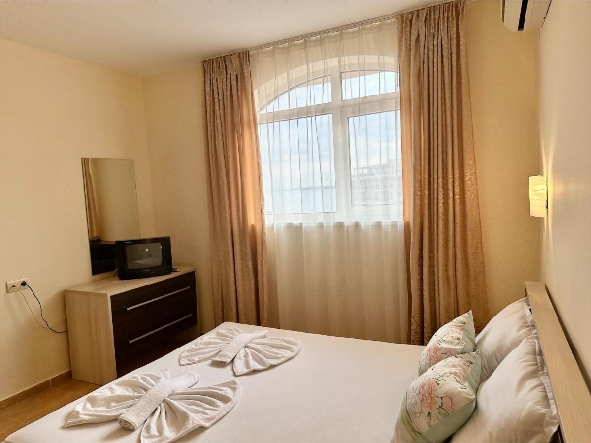 Menada Sky Dreams Apartments Sveti Vlas Eksteriør bilde