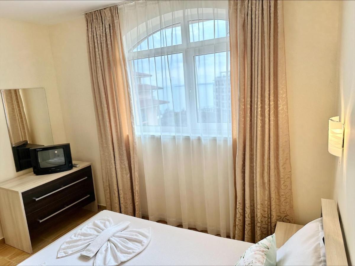 Menada Sky Dreams Apartments Sveti Vlas Eksteriør bilde