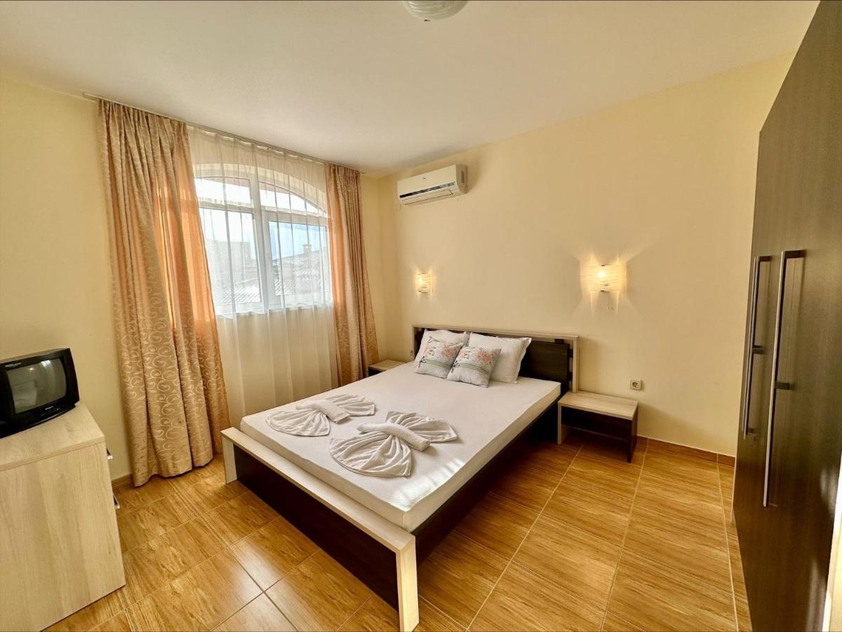 Menada Sky Dreams Apartments Sveti Vlas Eksteriør bilde
